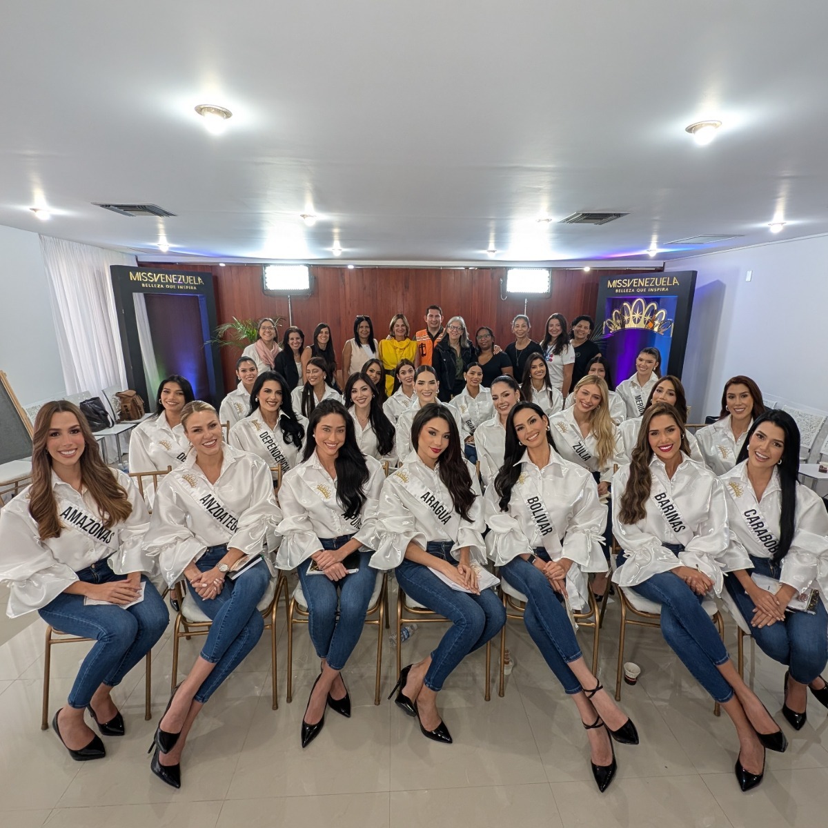https://com-missvenezuela-w4a.s3.us-west-2.amazonaws.com/public/media/news/01K60Y4YKWKS2AYZQ16V2PEPS9.jpg