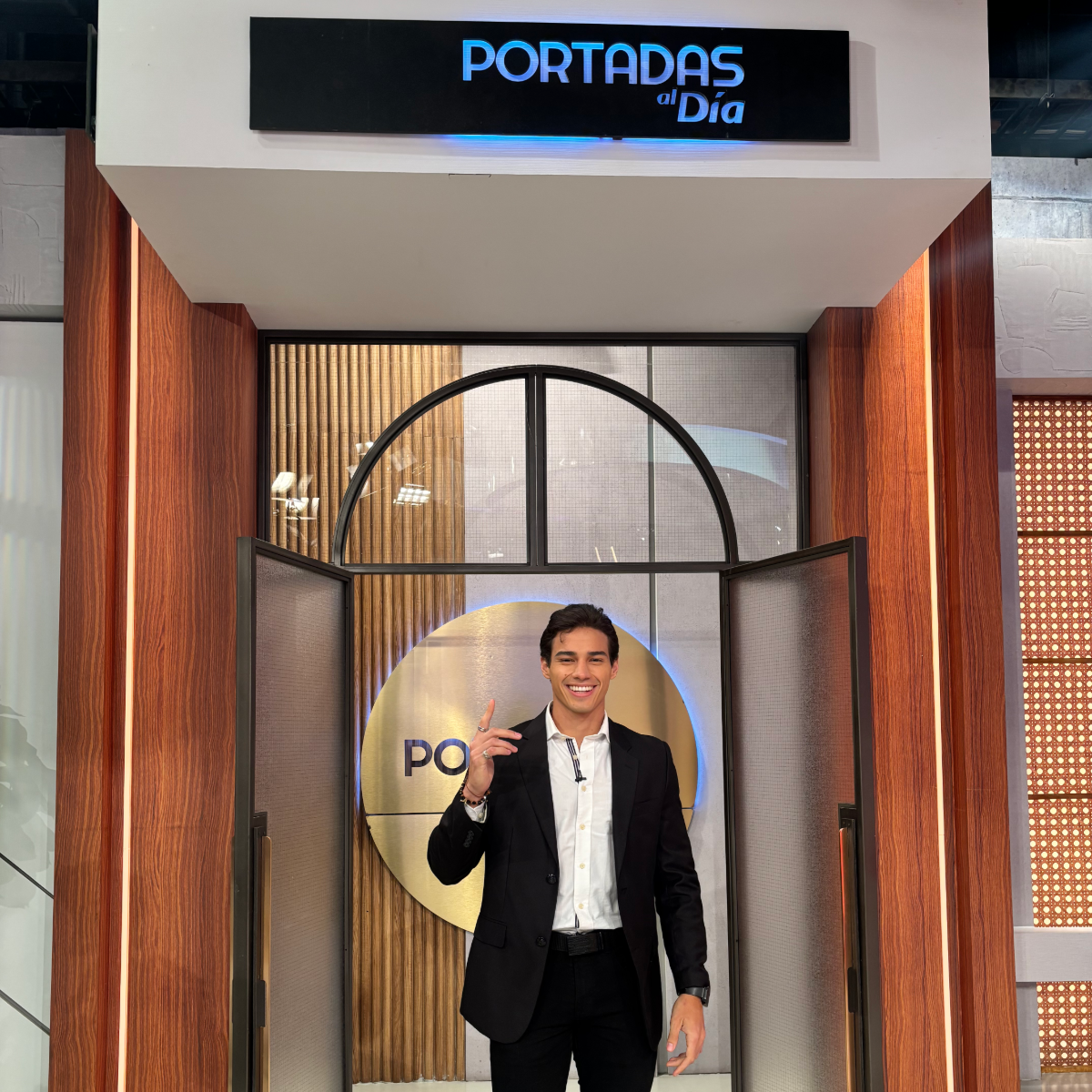 https://com-missvenezuela-w4a.s3.us-west-2.amazonaws.com/public/media/news/01KVGJD1BJ386PX3V9PMG6SHDQ.png